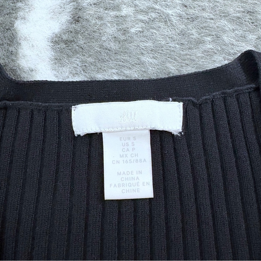 H&M Ribbed Rhinestone Cardigan - Picture 4 of 12